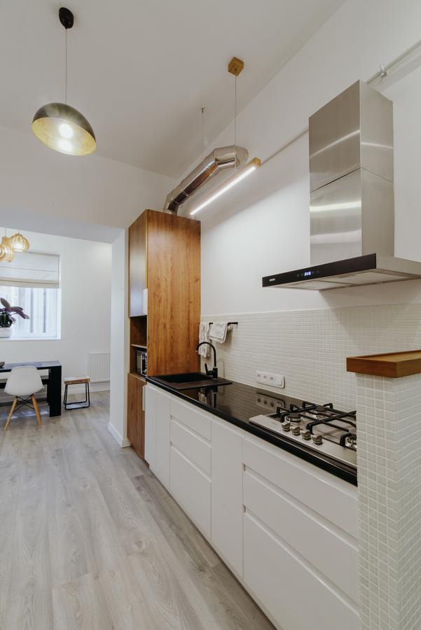 Apartment On Lesi Ukrainky Lviv Kültér fotó